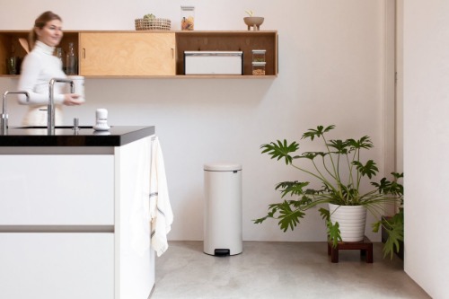 Brabantia pedaalemmer vuilnisbak