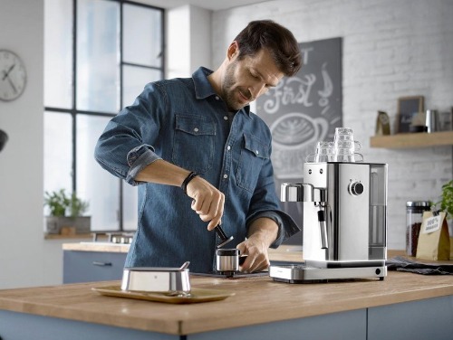 Pistonmachine test: WMF Lumero beste piston machine
