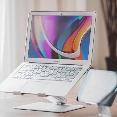 Vemni ergonomische laptophouder