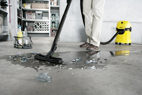 Water opzuigen bouwstofzuiger Karcher
